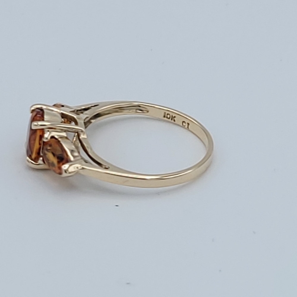 10k Citrine 3 Stone Ring — image 7 of 8